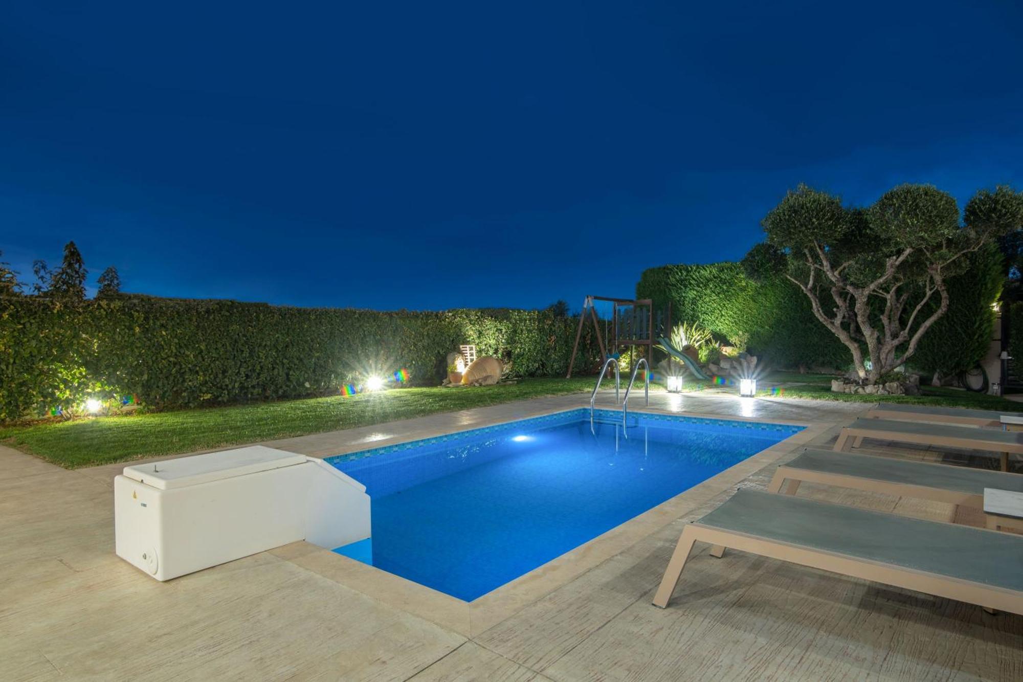 Vatia Villa *